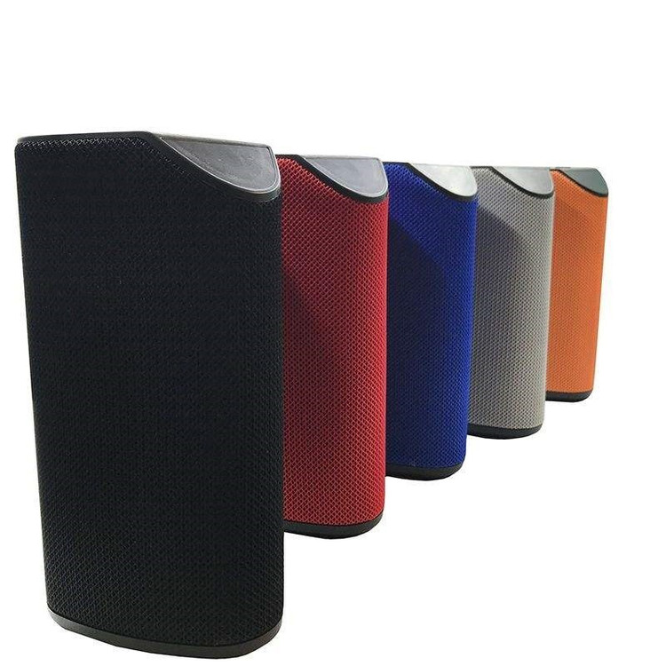 اسپیکر بلوتوثی قابل حمل مدل جی تی 111 - Portable Speaker GT-111